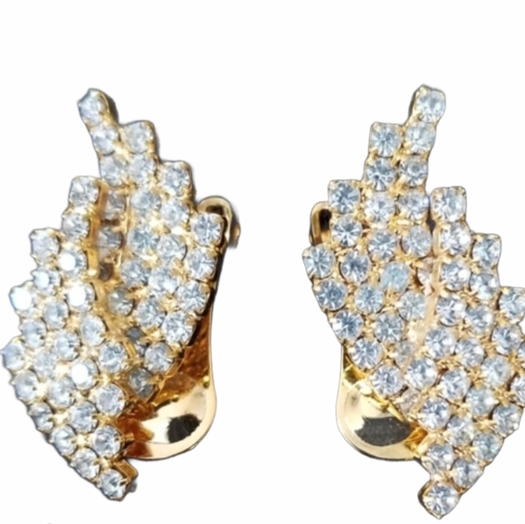 Vintage 1960s Special Occasion Rhinestone Goldtone Clip On Earrings - Picture 3 of 14